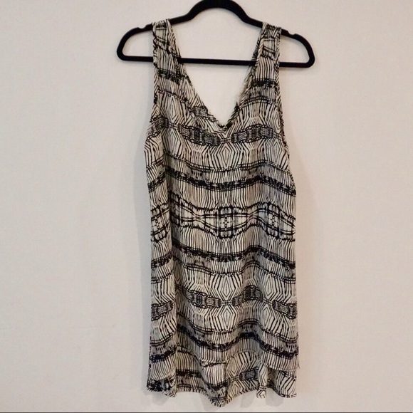 Dresses & Skirts - Black and white tank dress